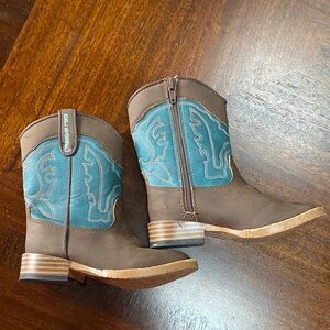 Brown and Teal Western Boots. Size 7.